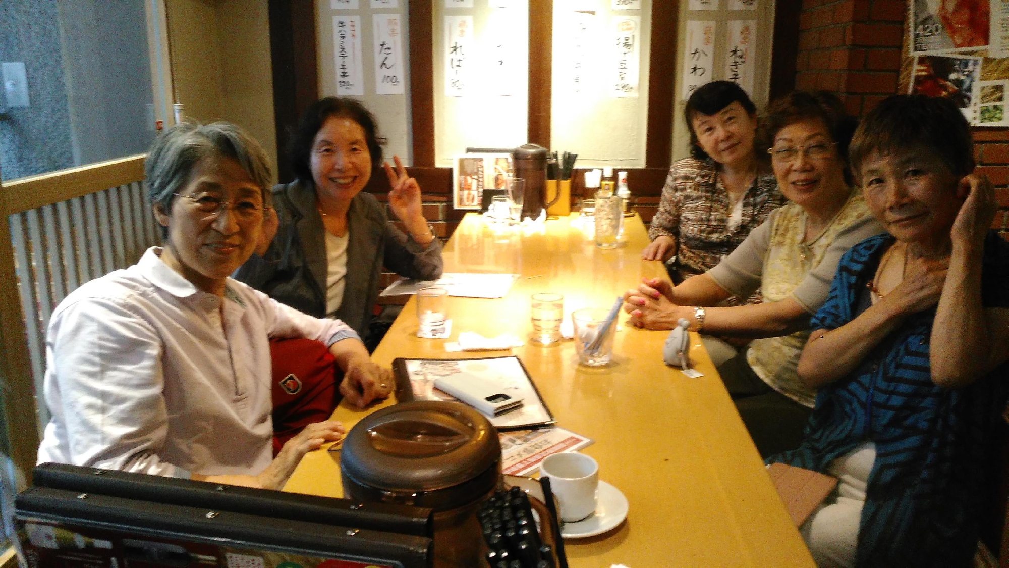 6/3厚労省担当の方に署名提出しました！